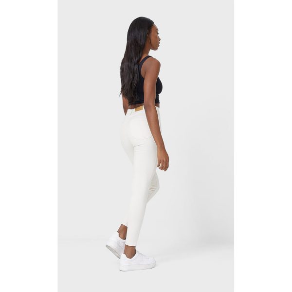 خرید شلوار جین زنانه استرادیواریوس کد 63240 | فروشگاه اینترنتی بانی استایل