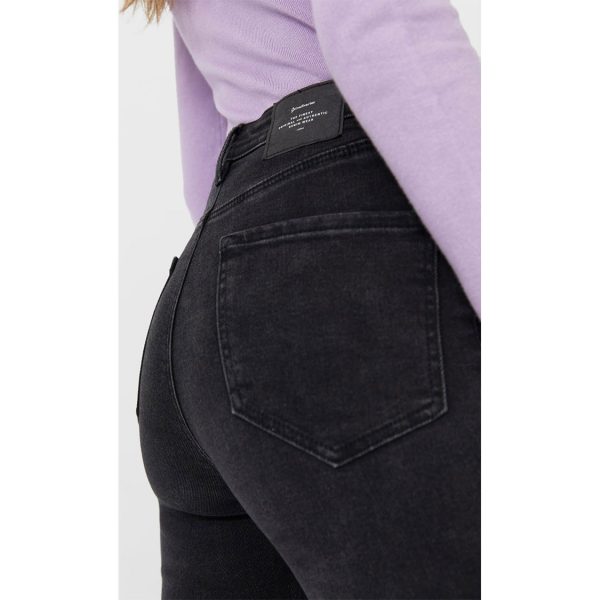 خرید شلوار جین زنانه استرادیواریوس کد 63812 | فروشگاه اینترنتی بانی استایل