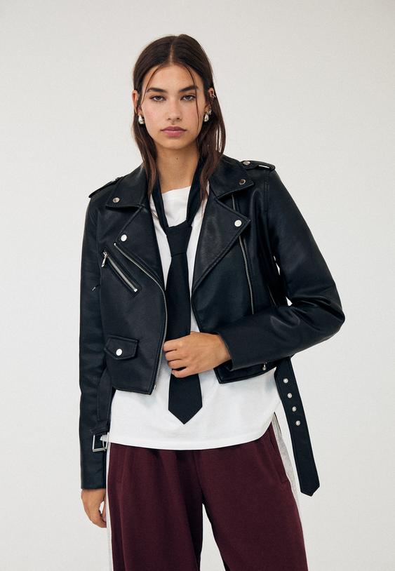 Chaqueta Biker Cazadora De Cuero Stradivarius Capucha Efecto Piel